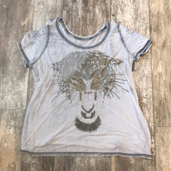 Lane Bryant Tops - LANE BRYANT SIZE 20 DISTRESSED/HOLES/STUDDED TIGER Lane Bryant Tops - LANE BRYANT SIZE 20 DISTRESSED/HOLES/STUDDED TIGER